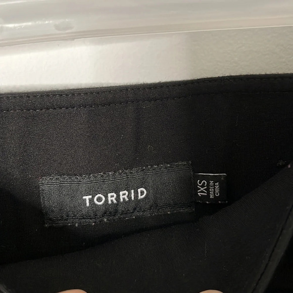 Torrid Black Ponte Pull On Stretch Pants - Picture 4 of 6